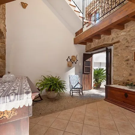 Ca N'abrines Villa